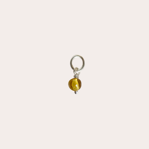 Charm Piedra Engarzada