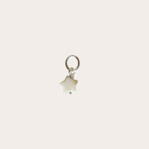 Charm Piedra Engarzada