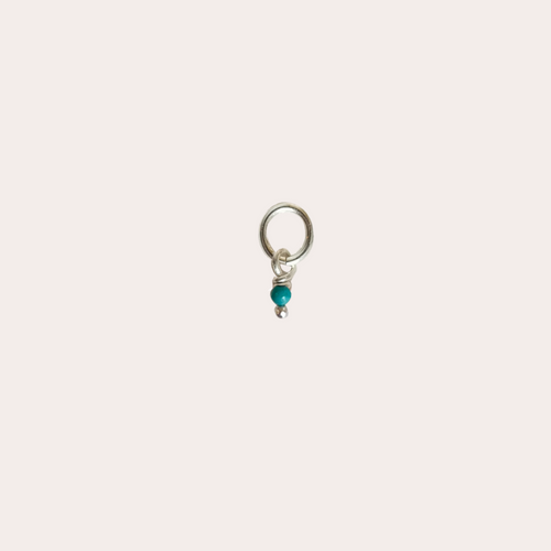 Charm Piedra Engarzada