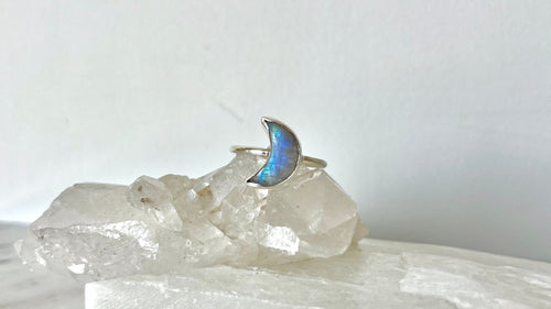 Anillo Luna Cosmos