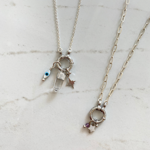 Charm Piedra Engarzada