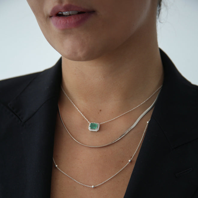 Collar Queen Esmeralda