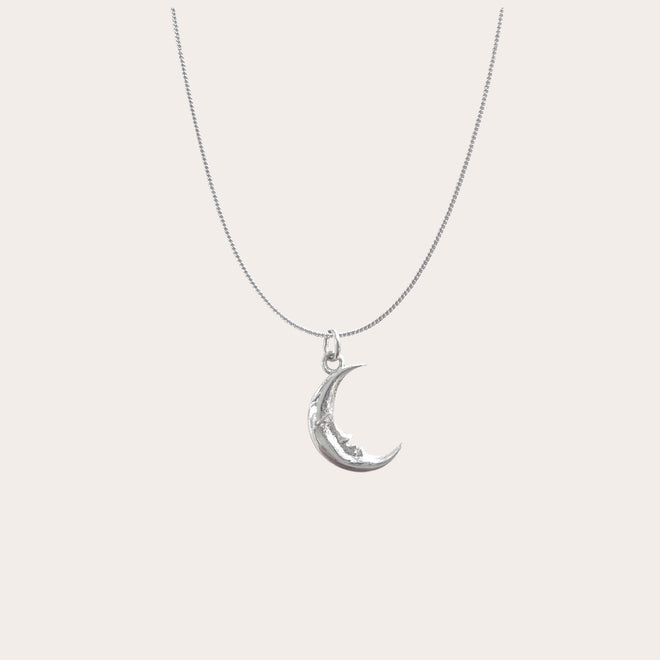 Collar Moon Spirit