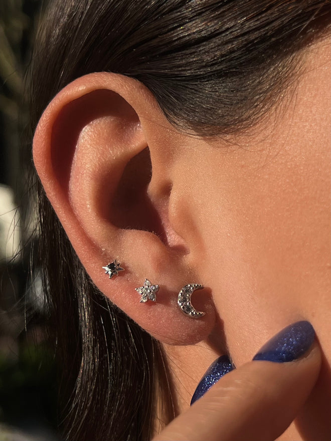 Piercing luna zirconias