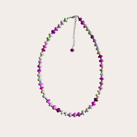 Choker ópalo mulicolor con bolitas de plata