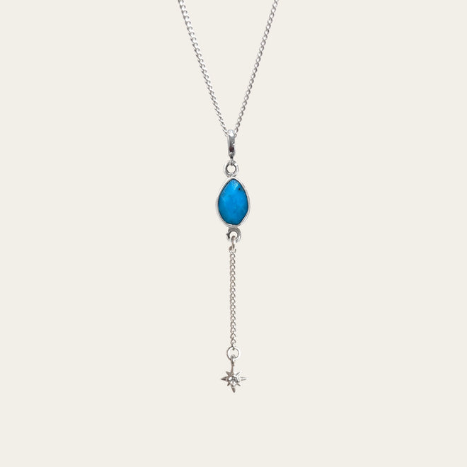 Collar turquesa con destello colgante