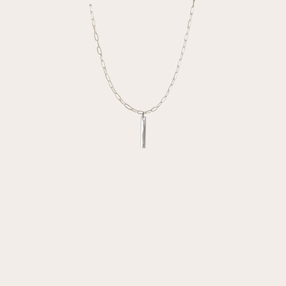 Collar plaquita vertical personalizado