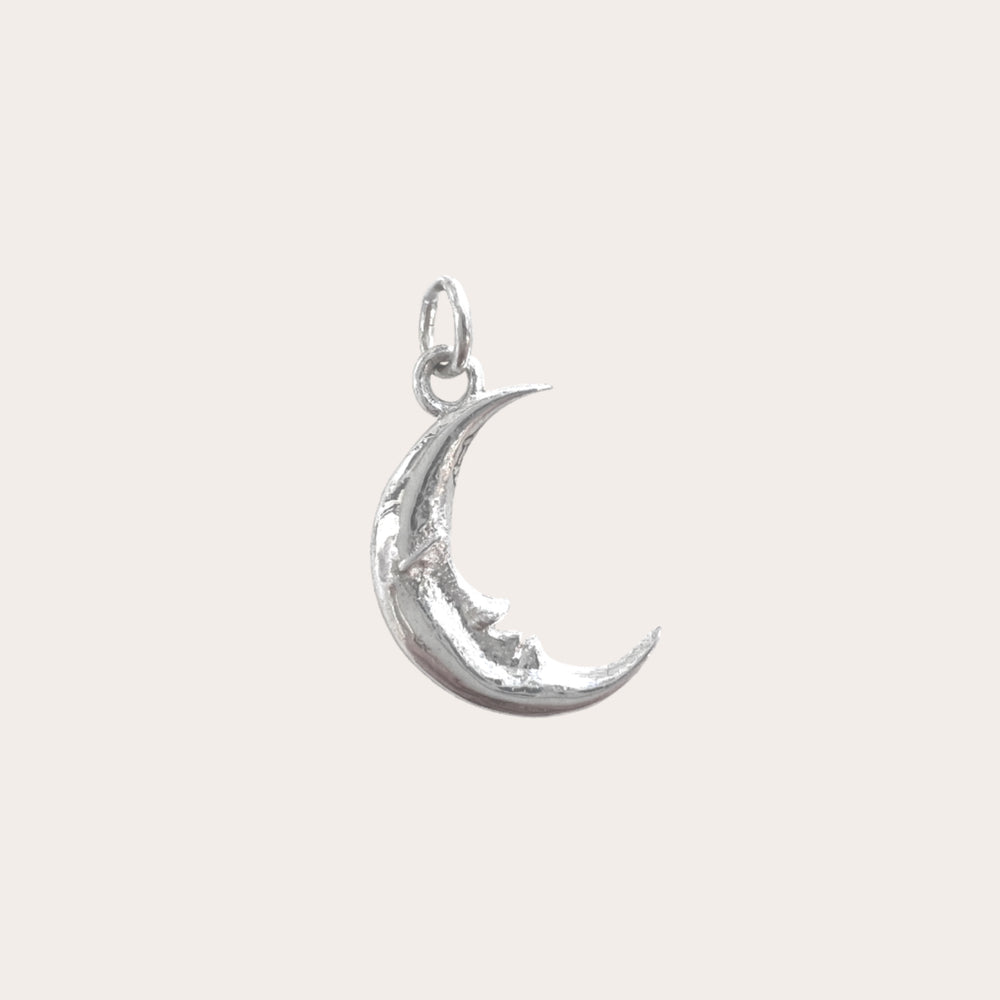 Dije Moon Spirit